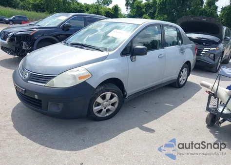 2008 Nissan Versa 1.8Sl z USA, uszkodzony, nr VIN 3N1BC11E88L462467